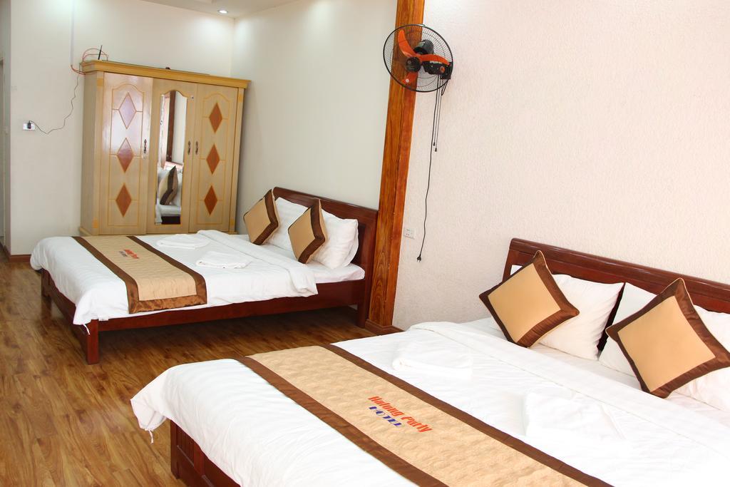 Halong Party Hostel Халонг Екстер'єр фото