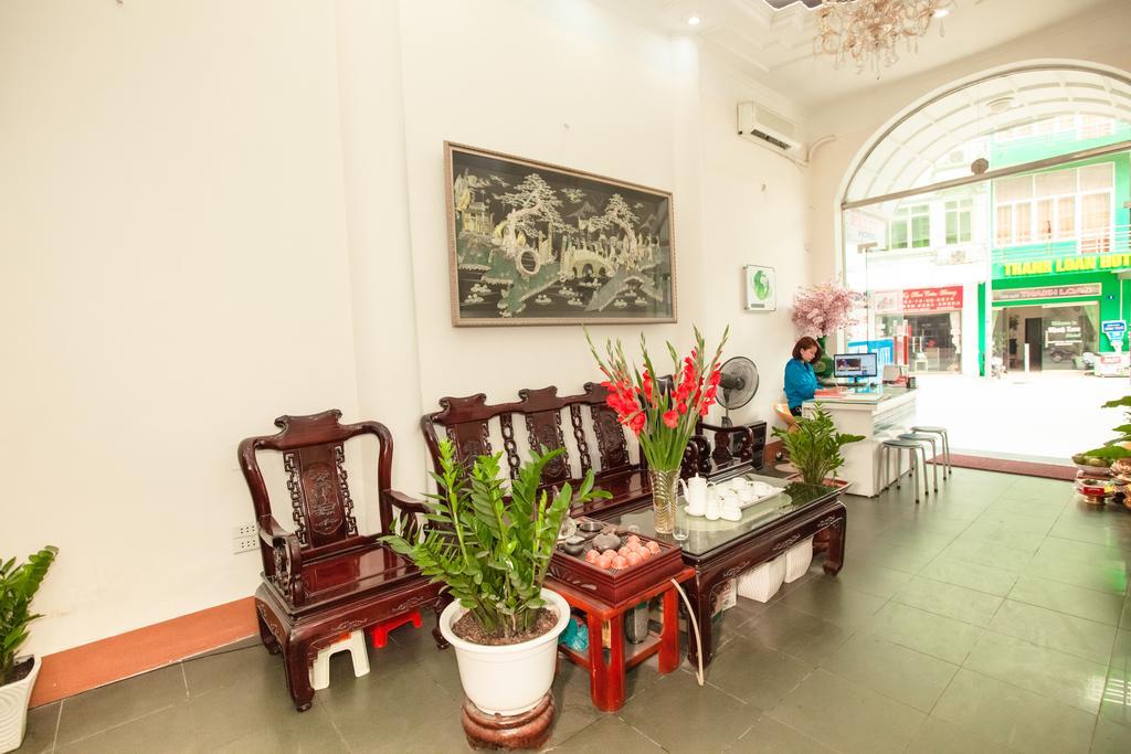 Halong Party Hostel Халонг Екстер'єр фото